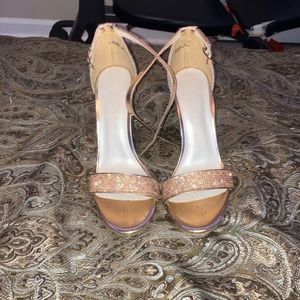 8 1/2 David's Bridal Womens Heels